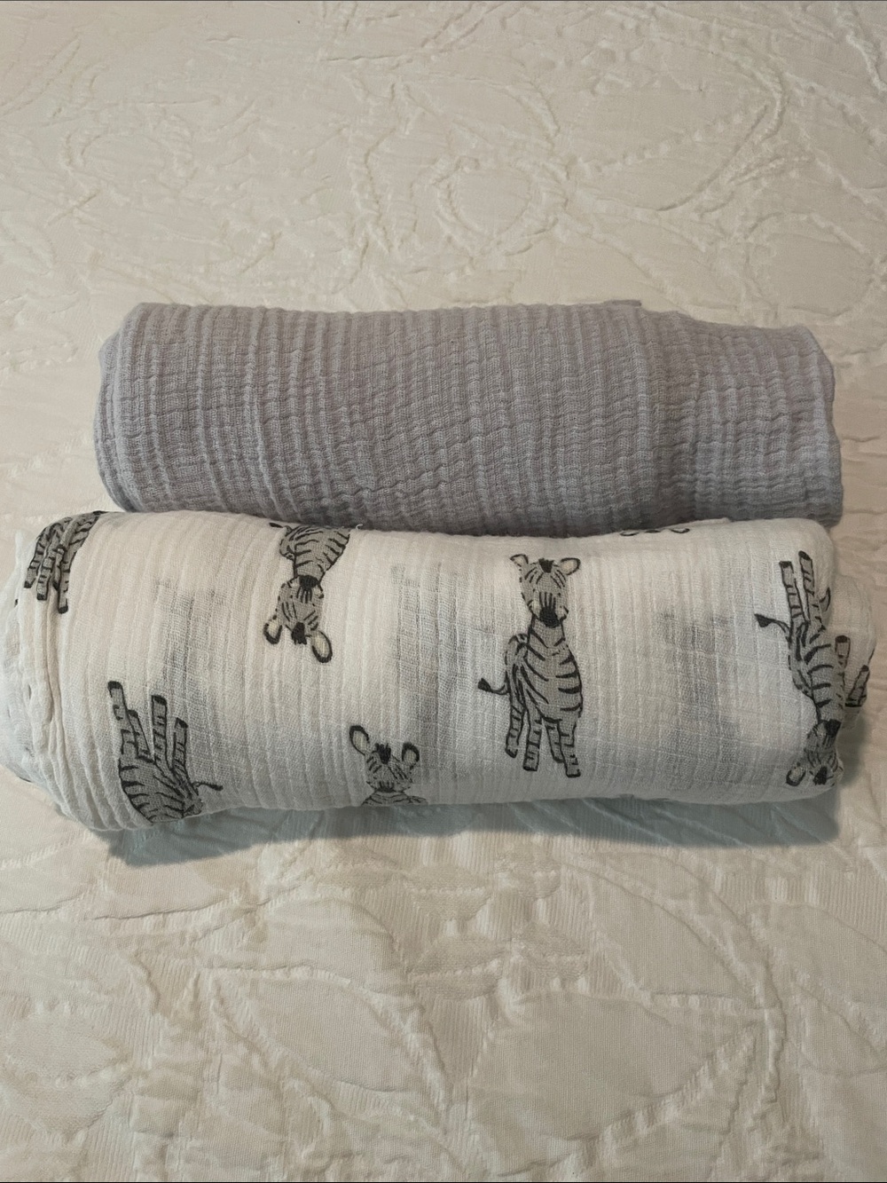aden + anais Gray Muslin Swaddle Set with Zebra Print